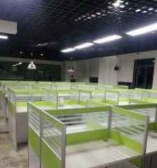 全新辦公桌椅價格低于二手產(chǎn)品？深圳辦公家具市場新趨勢